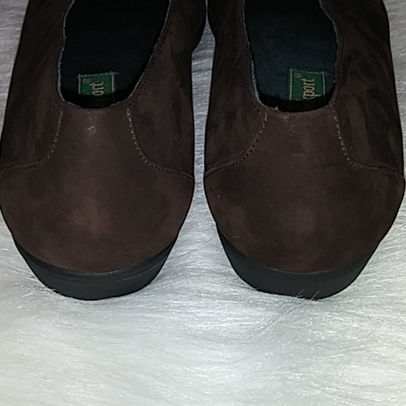 Rockport Suede Leather Slip-On Shoe - Picture 4 of 8